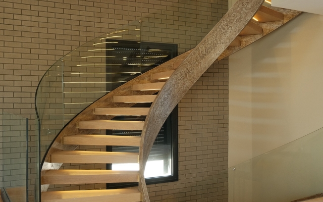 Bornova Merdiven Firmaları & Fiyatları | Dubleks, Villa ve İş Yeri Merdivenleri