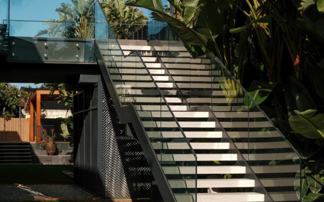 Menderes Merdiven Firmaları & Fiyatları | Villa ve Site Projeleri İçin Dayanıklı Sistemler