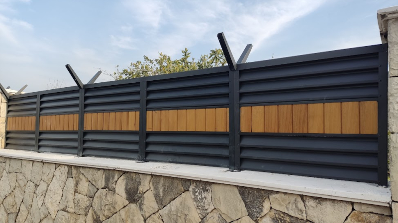 Duvar Üstü Korkuluk