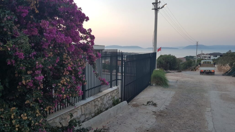 Duvar Üstü Korkuluk