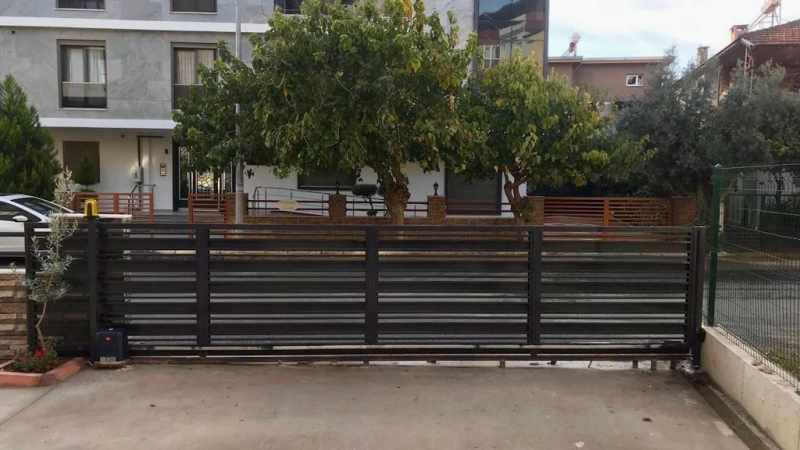 Garaj ve Yaya Kapıları