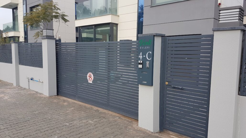 Garaj ve Yaya Kapıları