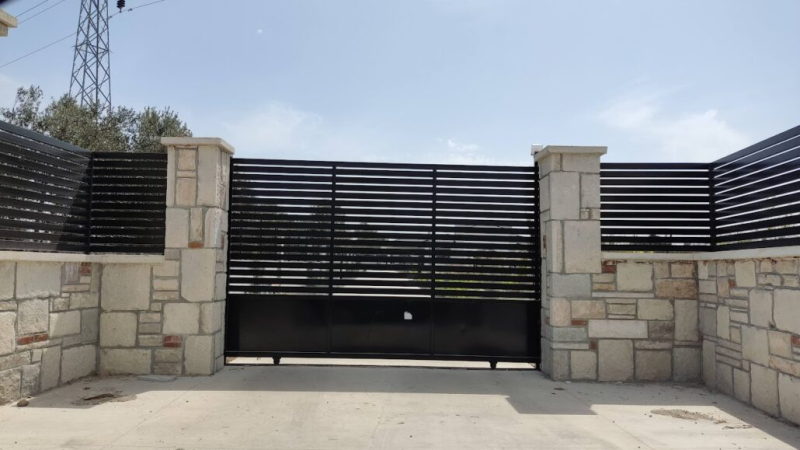 Garaj ve Yaya Kapıları